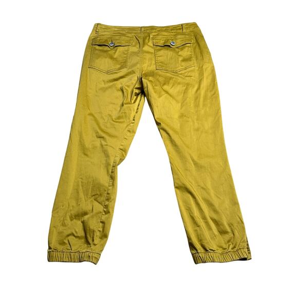 CABI The Tracker Jogger Pants Women's Size 14 Marigold Yellow Green Snap Bottom - Picture 2 of 7